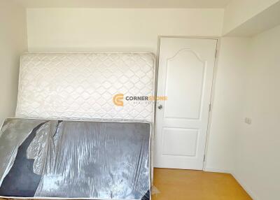 คอนโดนี้ มีห้องนอน 1 Bedrooms ห้องนอน  อยู่ในโครงการ คอนโดมิเนียมชื่อ Lumpini Condo Town