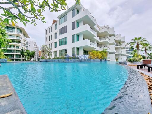 2 Bedrooms Condo in Sanctuary Wongamat C011654