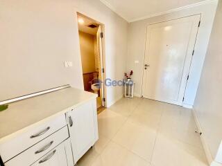 1 Bedroom Condo in Pine Shores Na Jomtien C011652