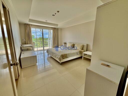 1 Bedroom Condo in Pine Shores Na Jomtien C011652