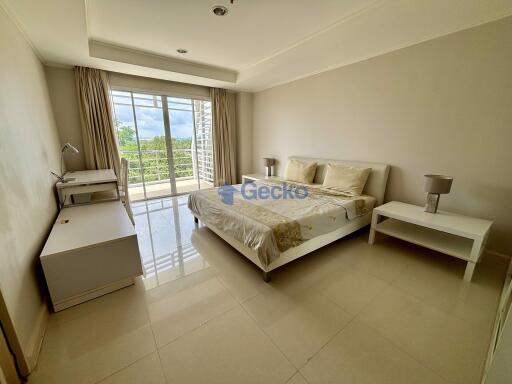 1 Bedroom Condo in Pine Shores Na Jomtien C011652