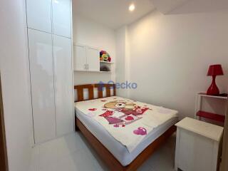 2 Bedrooms Condo in Sanctuary Wongamat C011653