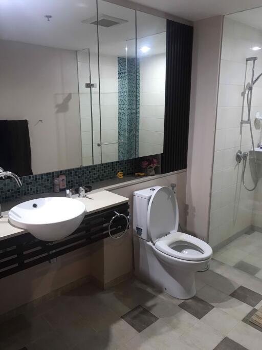 2 bedroom Condo in Northshore Pattaya