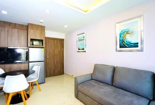 Charming 1-bedroom condo with city view