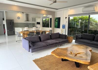 3 bedrooms villa for sale in Maenam area