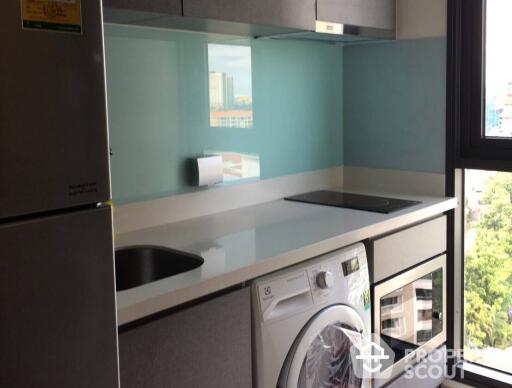 1-BR Condo at Rhythm Sukhumvit 36-38 near BTS Thong Lor