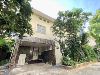 5 Bedrooms House with garden and private swimming pool - Thong Lo BTS