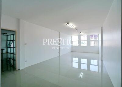 Office for rent- 8 bed 3 bath in South Pattaya PP10545