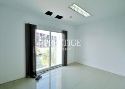 Office for rent- 8 bed 3 bath in South Pattaya PP10545