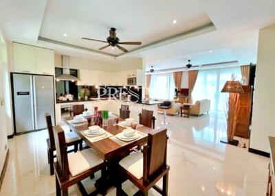 Whispering Palms Villas – 4 bed 5 bath in East Pattaya PP10506