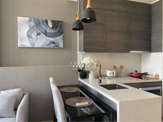 Modern kitchen with dining area