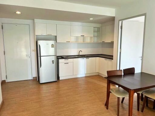 Modern kitchen with dining area