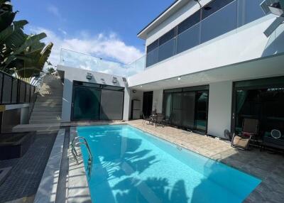 Modern house with a pool