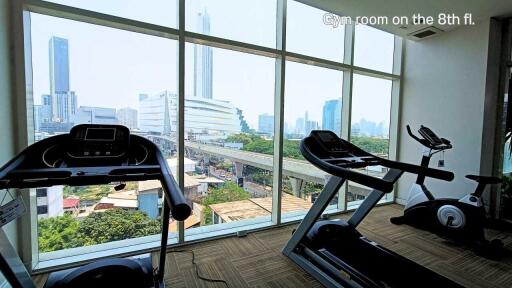 Gym room with city view on the 8th floor
