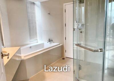 2 Bed 2 Bath 92 SQ.M Chamchuri Square Residence