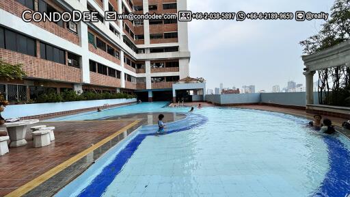 Affordable Penthouse Duplex Phra Khanong