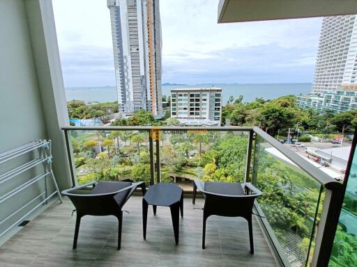 1 Bedroom Condo in The Riviera Wong Amat Beach Wongamat