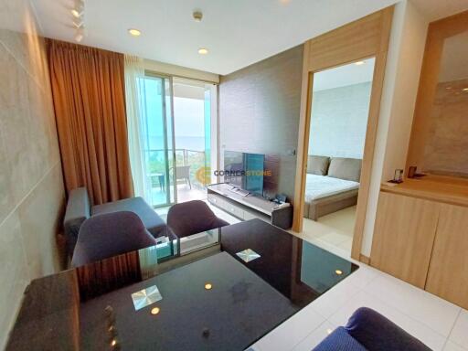คอนโดนี้มี 1 ห้องนอน  อยู่ในโครงการ คอนโดมิเนียมชื่อ The Riviera Wong Amat Beach 
