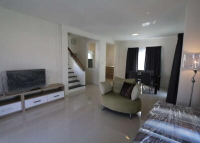 Furnished 3 bedroom house to rent at Siwalee San Kamphaeng