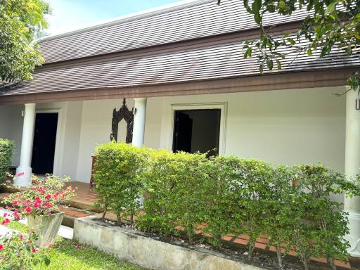 Balinese style villa for sale in the South of the island