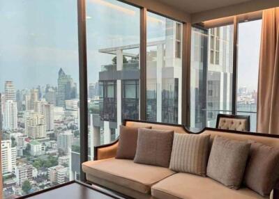 3-BR Condo at Celes Asoke near MRT Sukhumvit