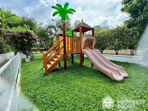 4-BR Townhouse at The Natural Place near MRT Phetchaburi