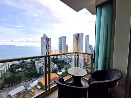 1 Bedroom Condo in The Riviera Wong Amat Beach Wongamat C011901