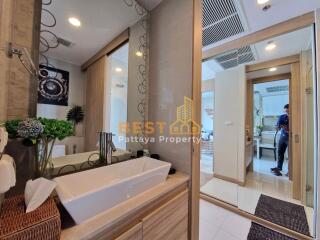 1 Bedroom Condo in The Riviera Wong Amat Beach Wongamat C011901