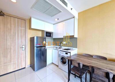 1 Bedroom Condo in The Riviera Wong Amat Beach Wongamat C011900