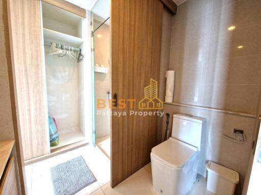 1 Bedroom Condo in The Riviera Wong Amat Beach Wongamat C011900