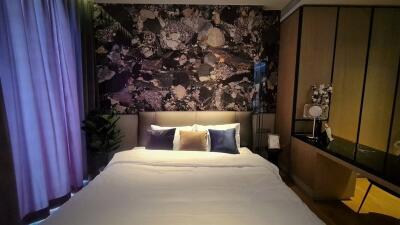 Beatniq Sukhumvit 32 One bedroom luxury condo for sale with tenant