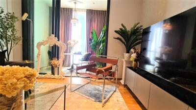 Beatniq Sukhumvit 32 One bedroom luxury condo for sale with tenant