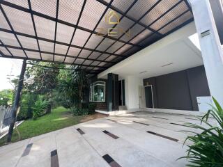 Modern House  3-Bedroom for Rent