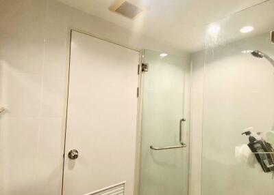 Bright modern bathroom with shower