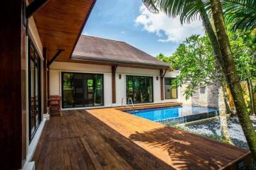 Outdoor area with patio and pool