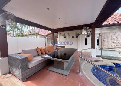 4 Bedrooms House in Baan Balina 2 Na Jomtien H011660