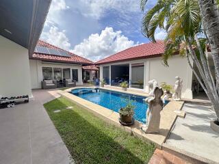 3 Bedrooms House in Baan Balina 2 Na Jomtien H011659