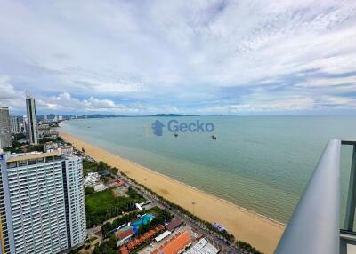 3 Bedrooms Condo in Aeras Jomtien C011658