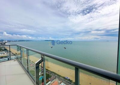 3 Bedrooms Condo in Aeras Jomtien C011658