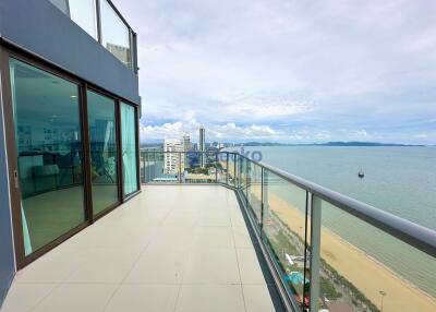 3 Bedrooms Condo in Aeras Jomtien C011658