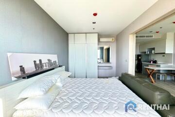 Hot deal Condominium beach front Jomtien 1 bedroom 35 sq.m. Sea view Good price for foreign name