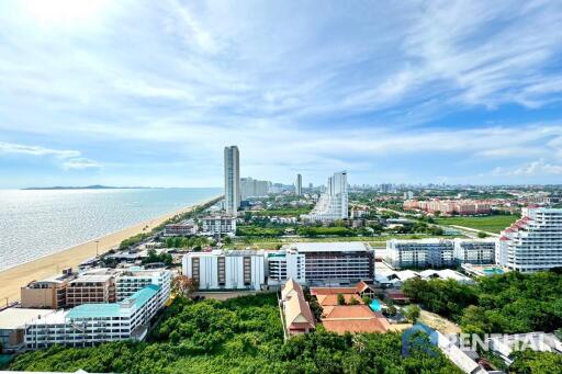 ขายคอนโดริมหาดจอมเทียน 1 ห้องนอน 35 ตร.ม. วิวทะเลชั้นสูง ราคาดีมาก