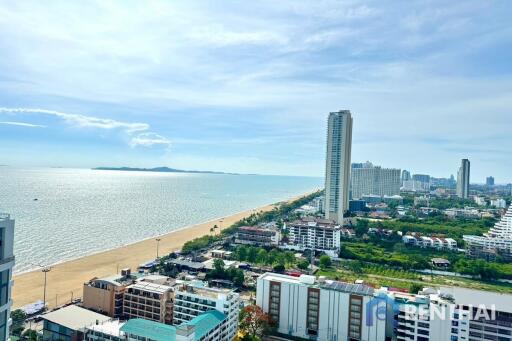 ขายคอนโดริมหาดจอมเทียน 1 ห้องนอน 35 ตร.ม. วิวทะเลชั้นสูง ราคาดีมาก