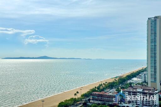 ขายคอนโดริมหาดจอมเทียน 1 ห้องนอน 35 ตร.ม. วิวทะเลชั้นสูง ราคาดีมาก