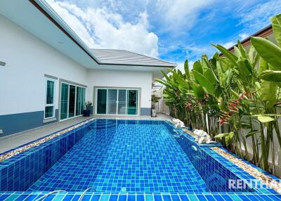 Urgent Sale! A fully furnished pool villa Pattaya