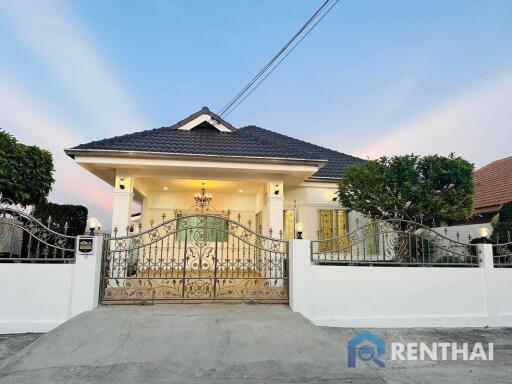 Corner unit house with big garden for sale 4.5 million baht