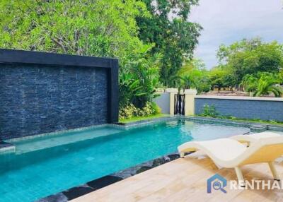 Beautiful pool villa for sale near new Mabprachan lake