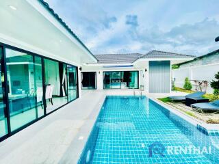 Exclusive Pool Villa  Modern Tropical Style