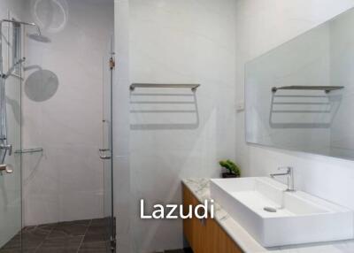 4 Bedrooms 5 Bathrooms 250 SQ.M. Suksabai Villa