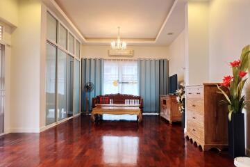 3 bedroom House in Sirisa 16 East Pattaya